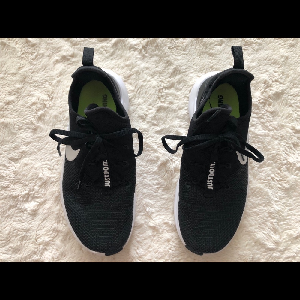 Nike Free TR 8 - running shoes